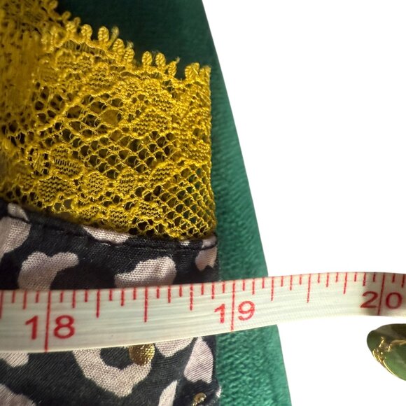 Victoria's Secret Lace Trim Cheetah Pink Gold Chartreuse Pajama Short Set LRG - Picture 8 of 16